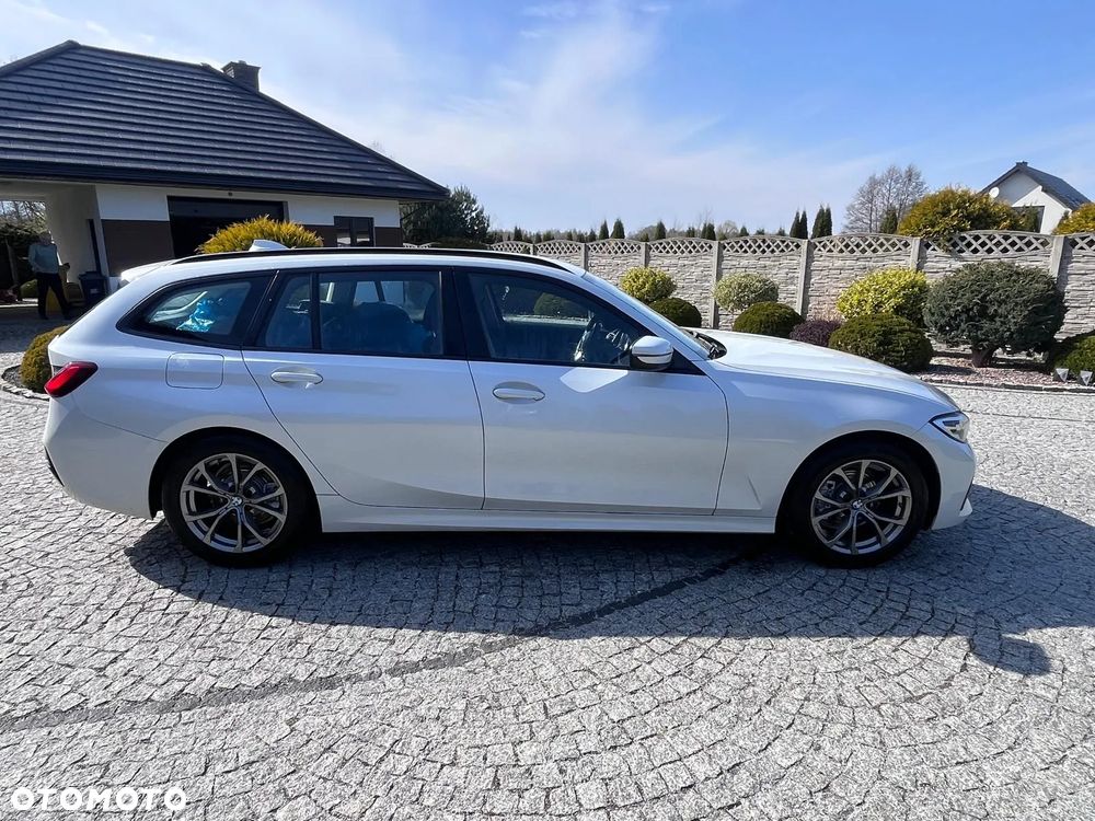 BMW Seria 3 318i Advantage - 6