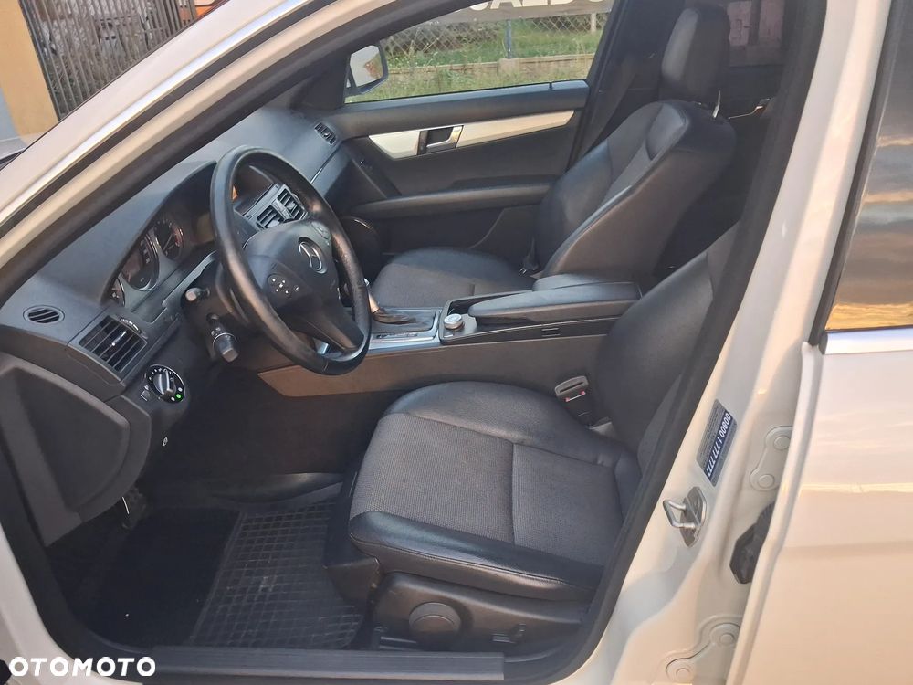 Mercedes-Benz Klasa C 180 Kompressor Automatik Elegance - 26