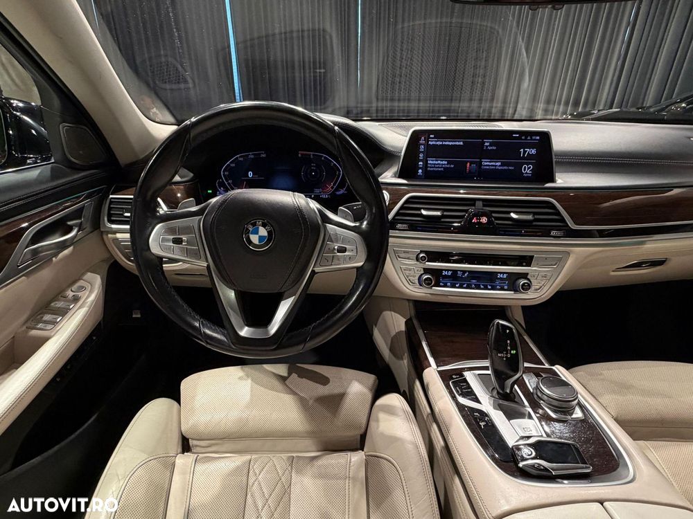 BMW Seria 7 - 11