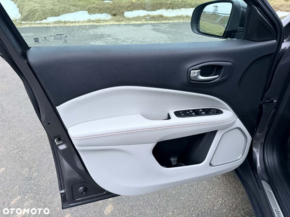 Jeep Compass 1.4 TMair Limited 4WD S&S - 13