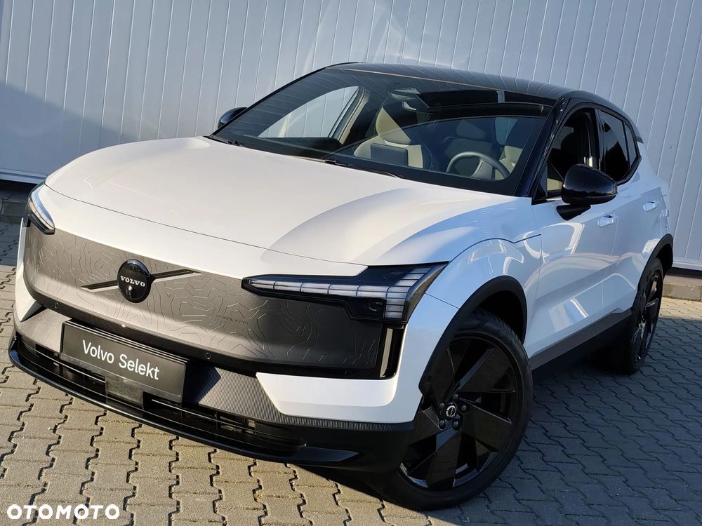 Volvo EX30 69kWh Twin Motor Ultra Black Edition - 30