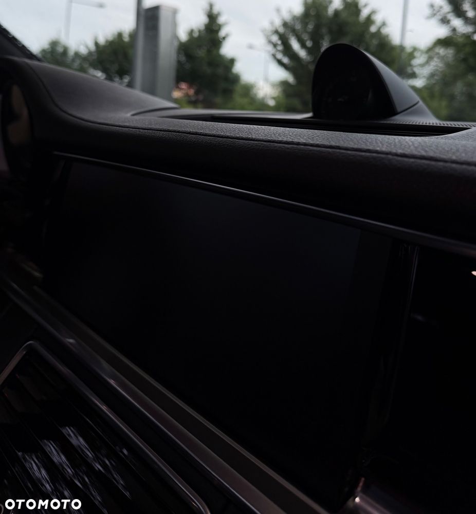 Porsche Panamera - 29