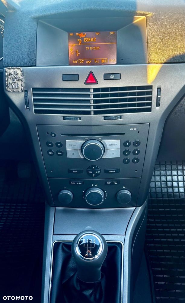 Opel Astra 1.6 Enjoy - 11