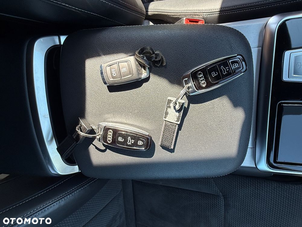 Audi Q8 55 TFSI mHEV Quattro Tiptronic - 13