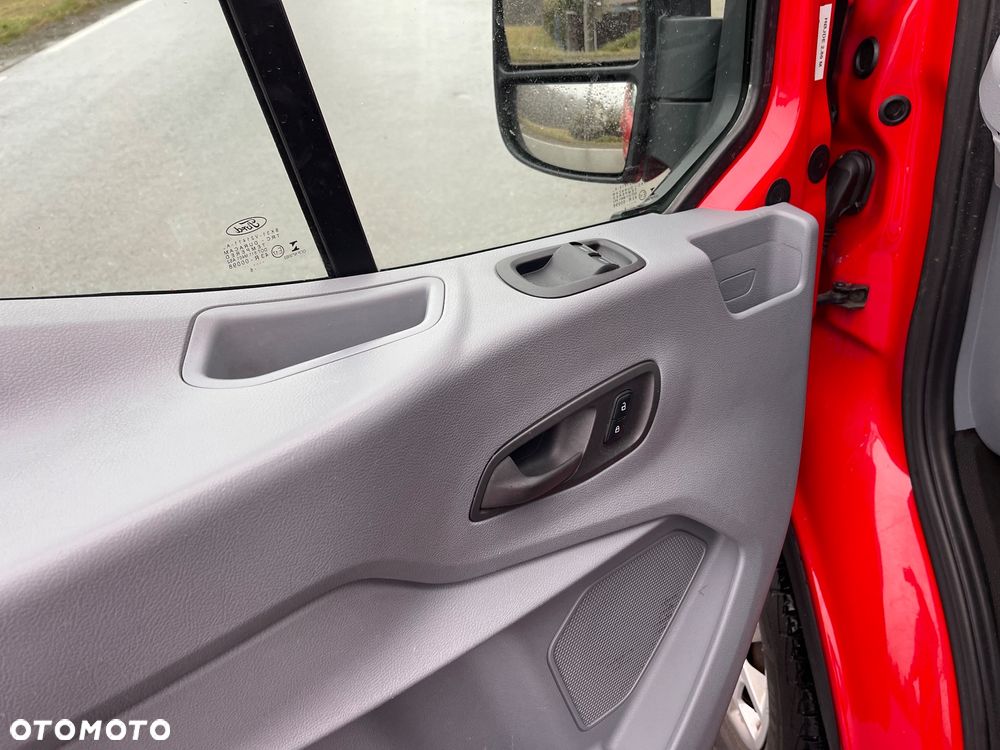 Ford Transit - 22