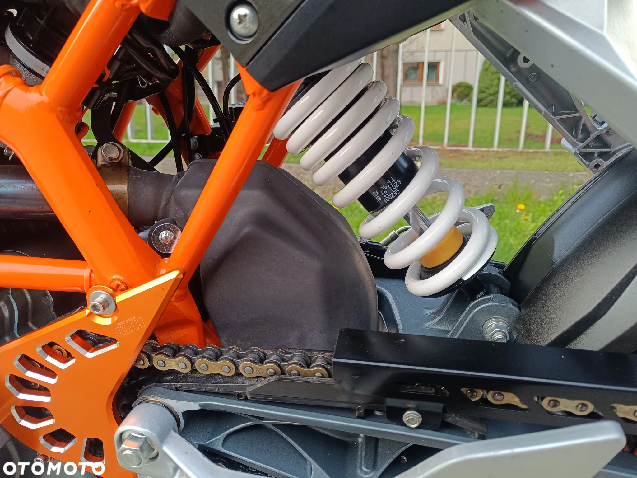 KTM Duke - 17