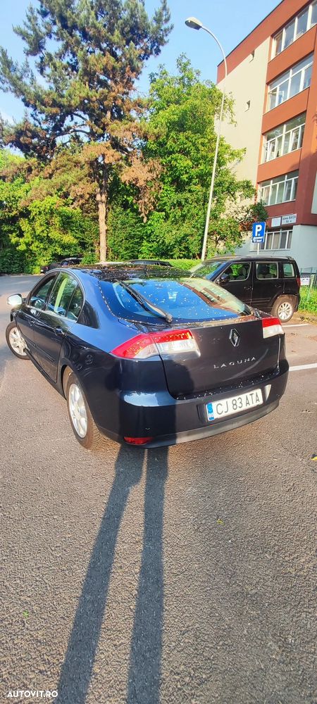 Renault Laguna - 8