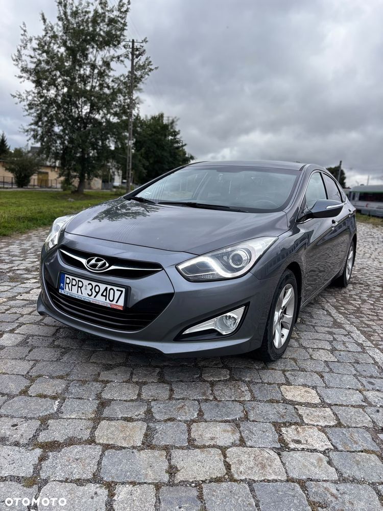 Hyundai I40