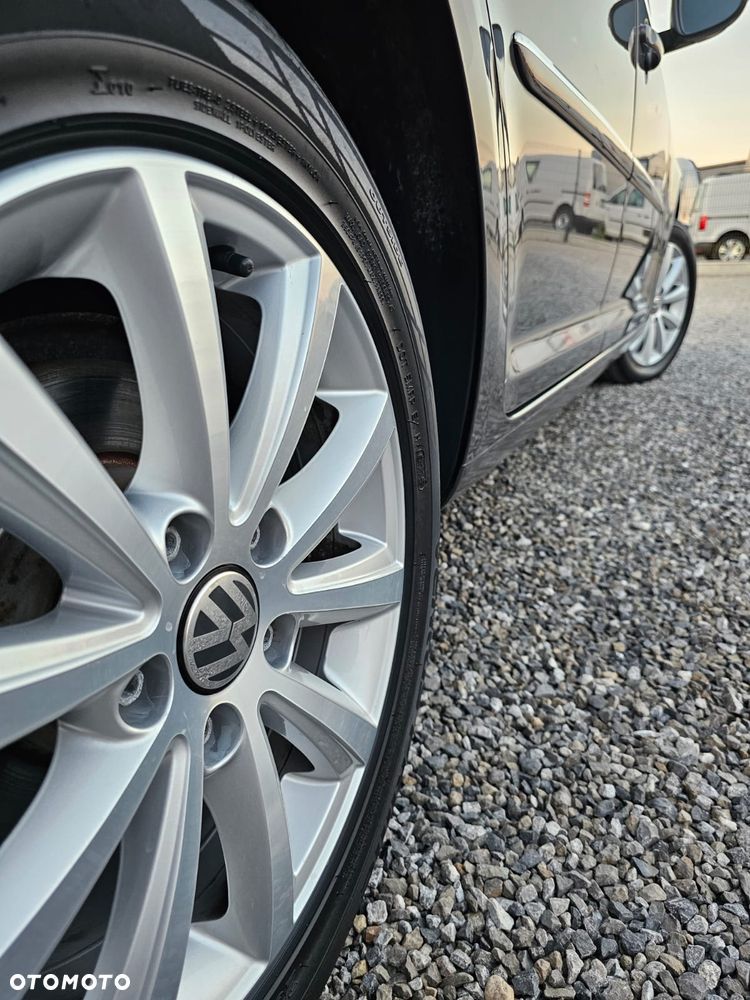 Volkswagen Touran 2.0 TDI DPF Highline - 7