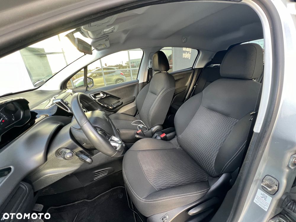 Peugeot 208 1.6 BlueHDi Allure S&S - 8