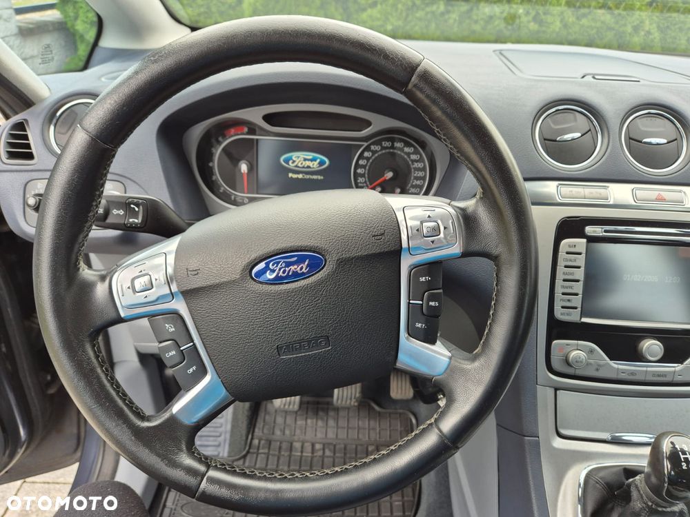 Ford S-Max 2.0 Titanium - 14