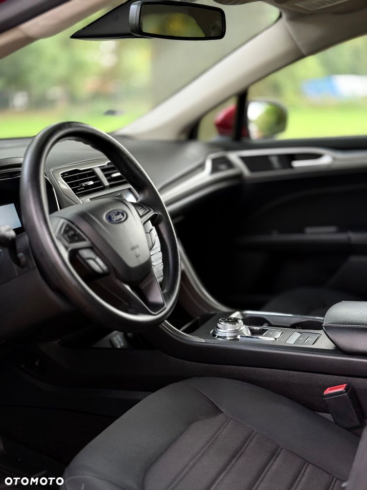 Ford Fusion - 20
