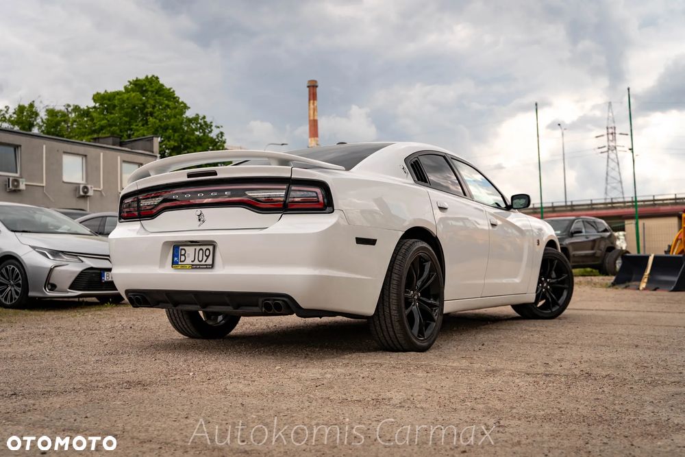 Dodge Charger - 7