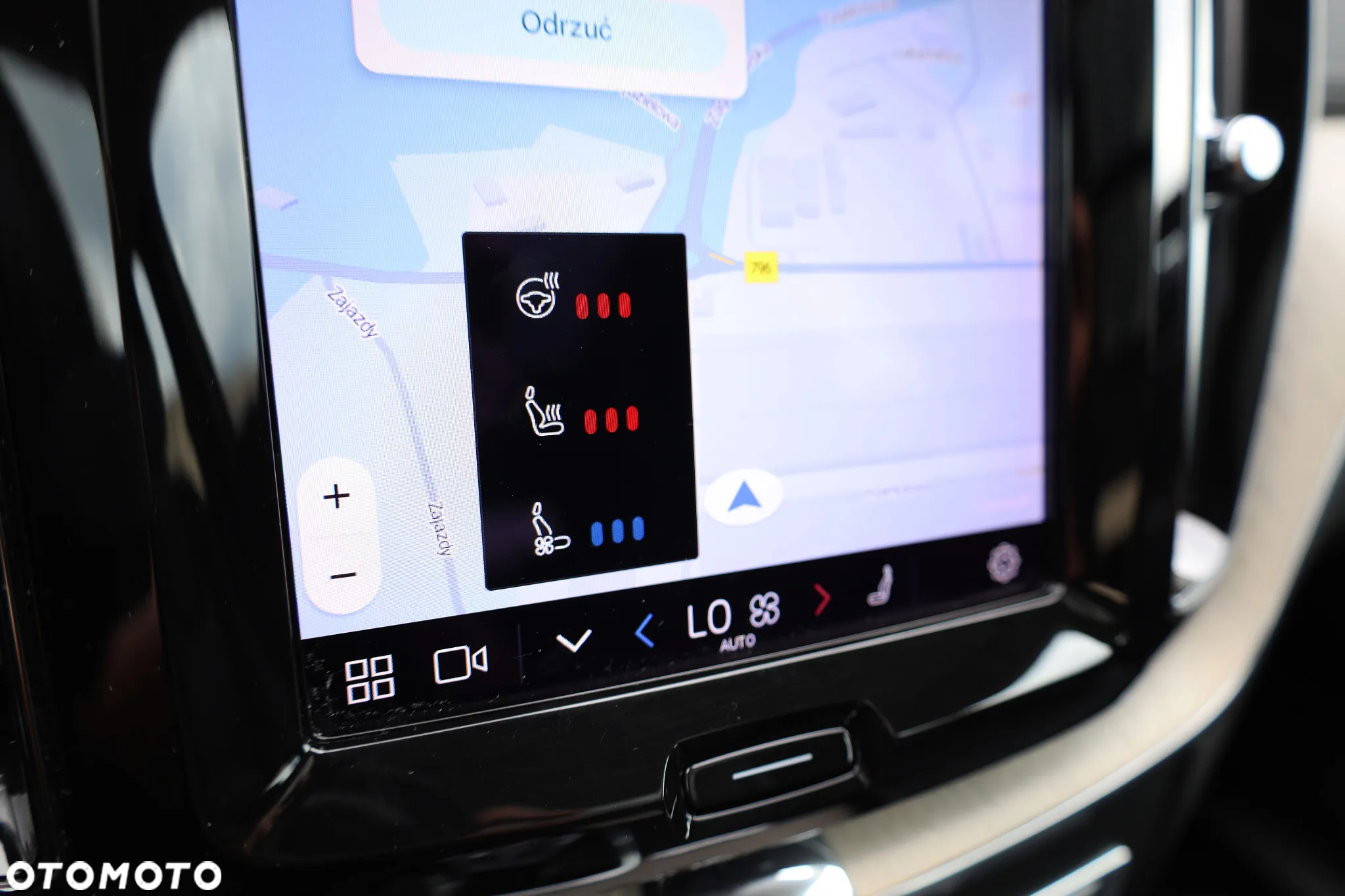 Volvo XC 60 T6 AWD Plug-In Hybrid Inscription - 16