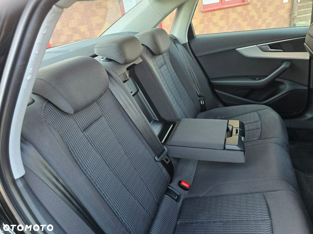 Audi A4 Allroad - 23