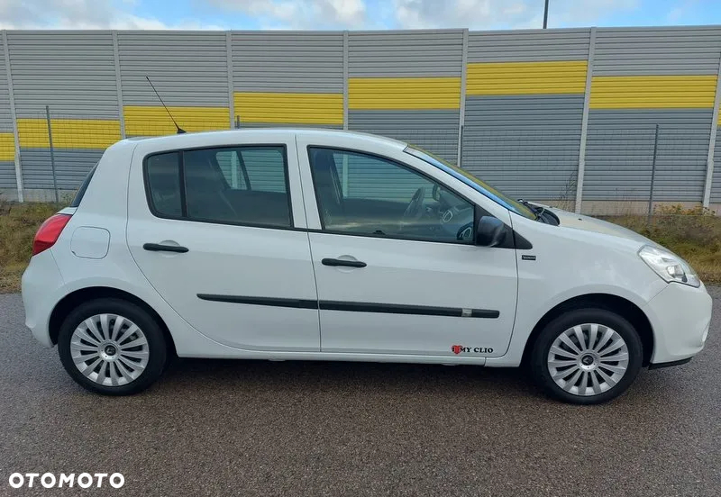 Renault Clio 1.2 16V 75 Yahoo - 22