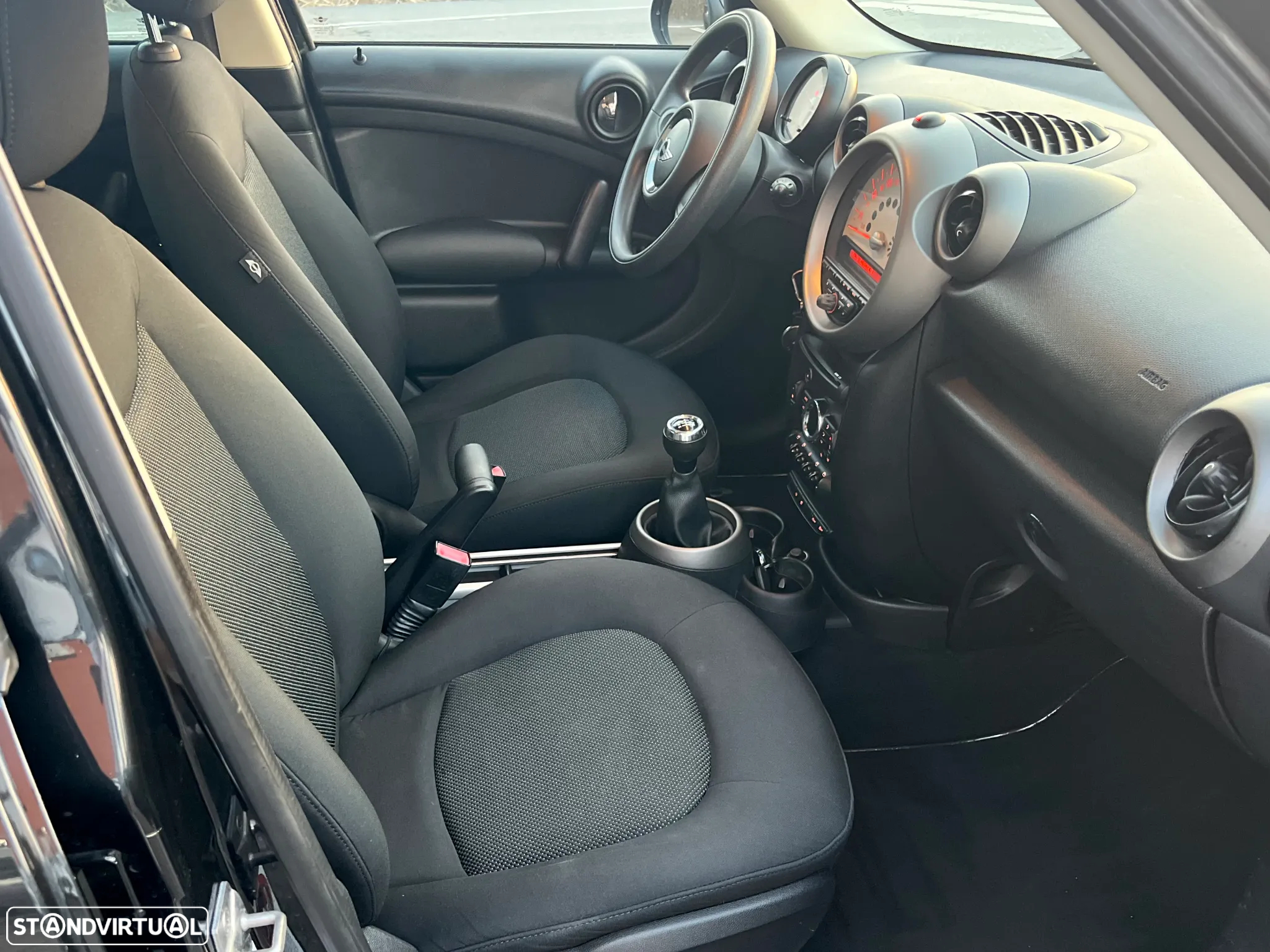 MINI Countryman One D - 10