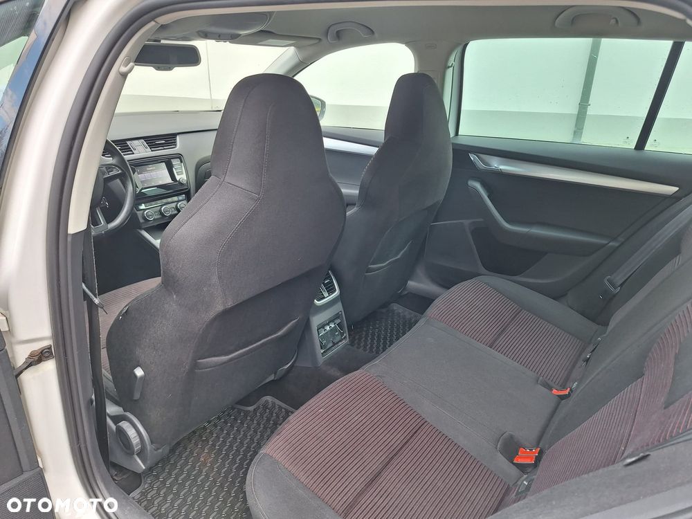Skoda Octavia 1.8 TSI Edition - 31