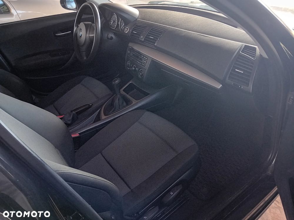 BMW Seria 1 116i - 7