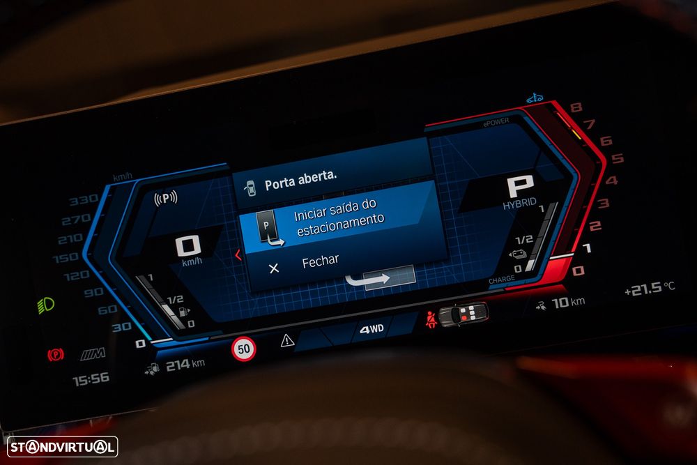 BMW M5 Touring xDrive - 42