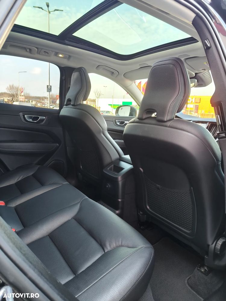 Volvo XC 60 T6 AWD Recharge Geartronic Inscription - 19