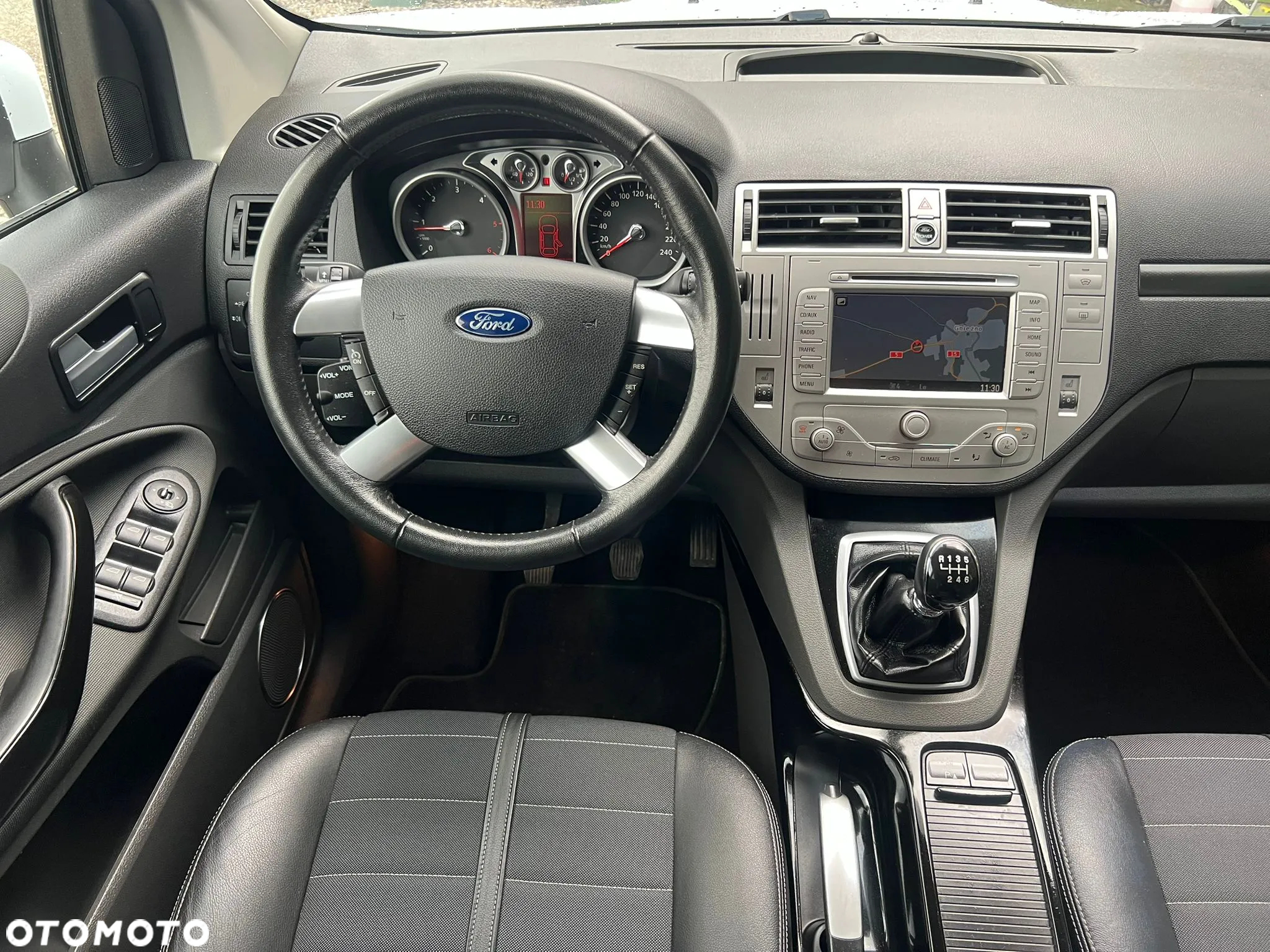 Ford Kuga 2.0 TDCi 4WD Titanium - 25