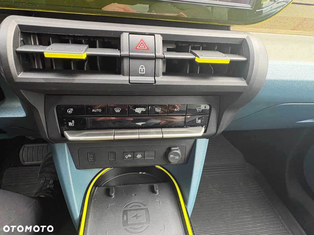 Fiat Grande Panda 1.2 mHEV La Prima eDCT - 13