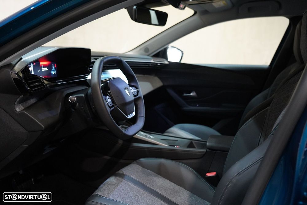 Peugeot 408 1.2 PureTech Allure EAT8 - 6