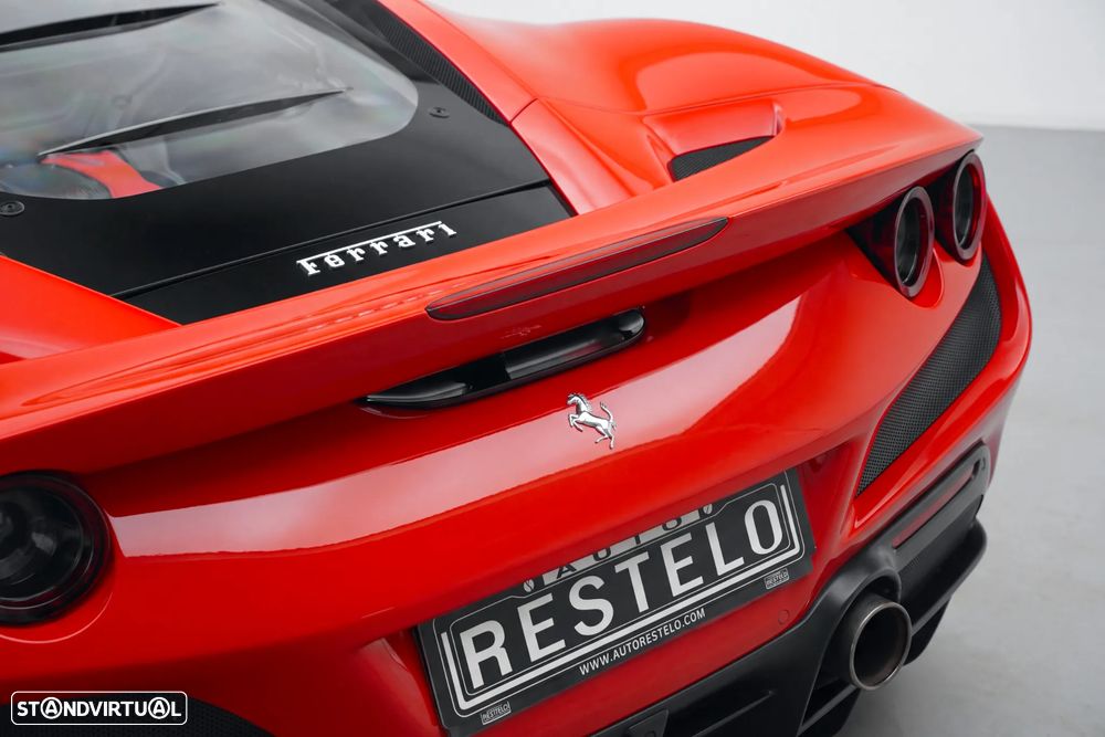 Ferrari F8 Tributo 3.9 Twin-Turbo V8 - 6