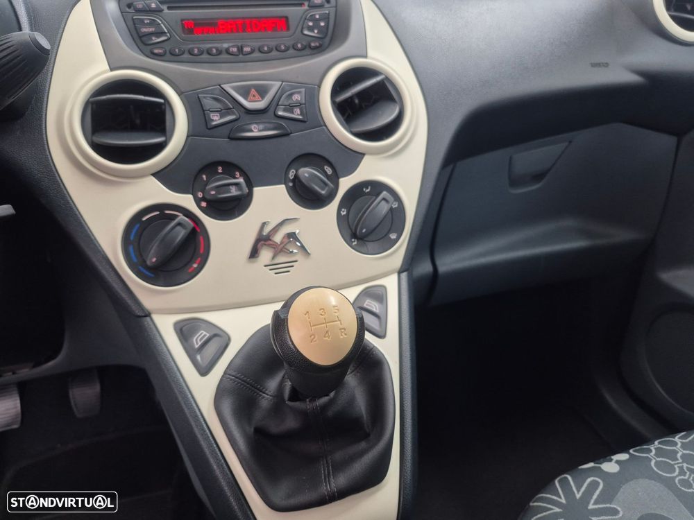 Ford KA 1.2 City - 12
