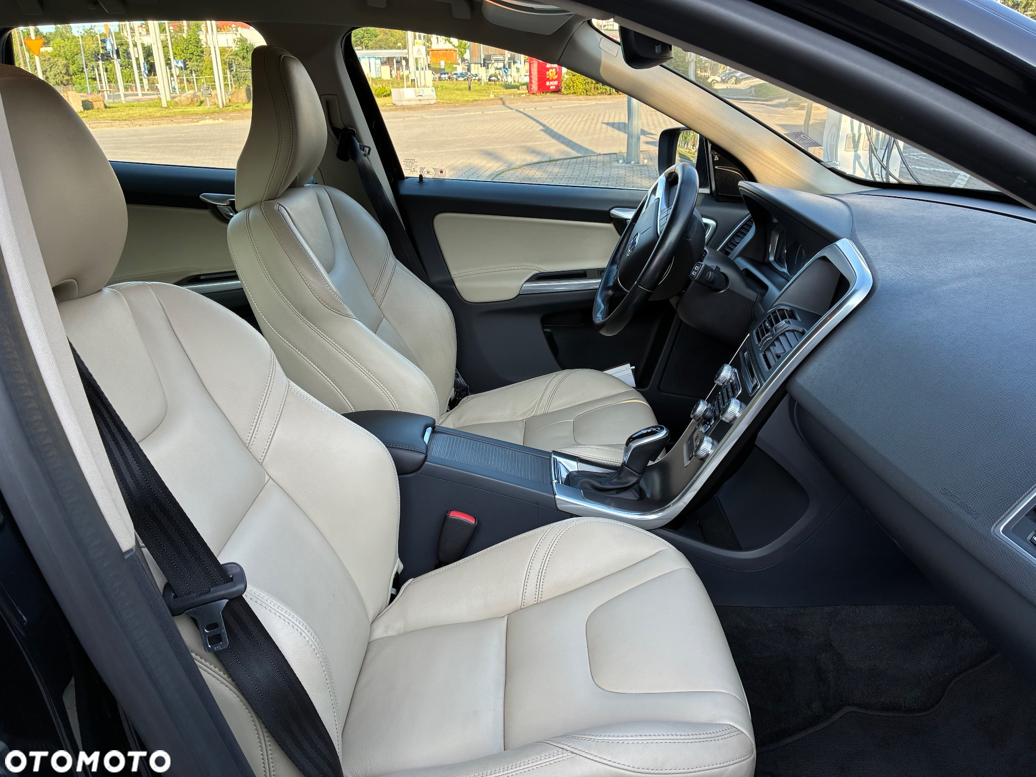 Volvo XC 60 D5 AWD Summum - 19