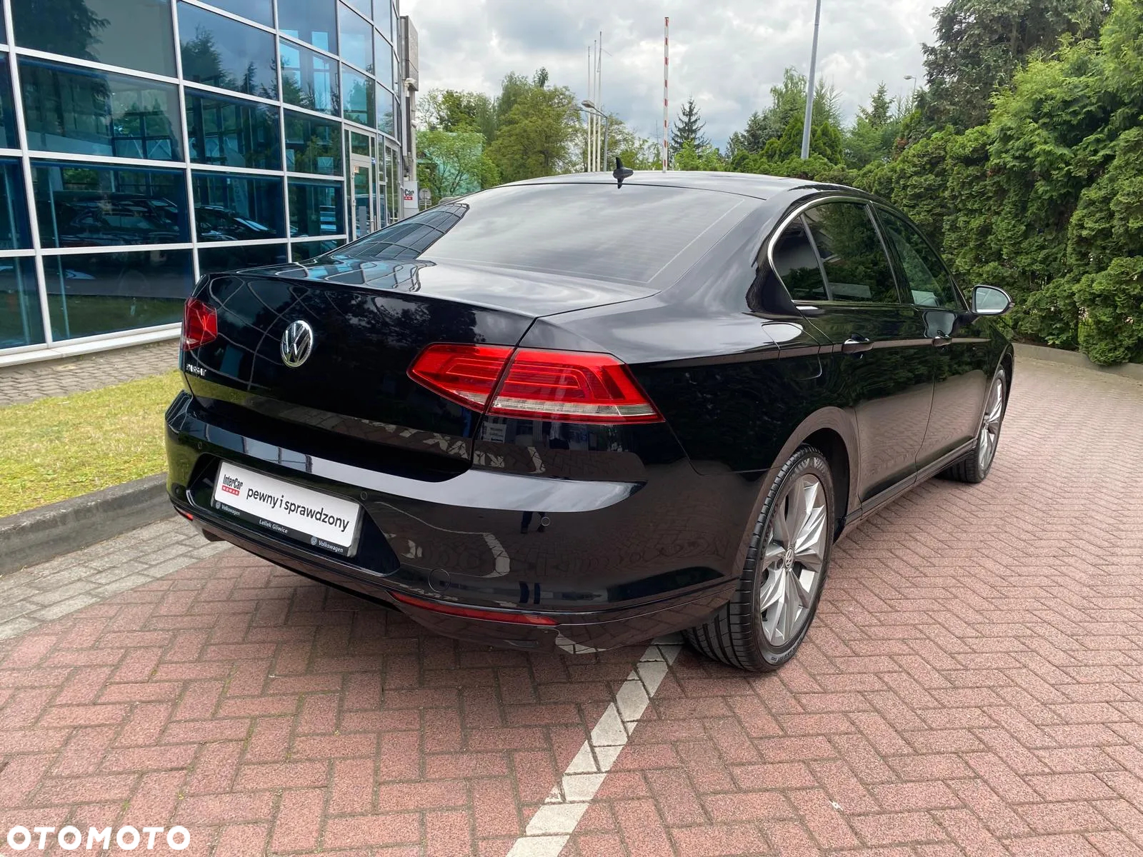 Volkswagen Passat 1.6 TDI BMT Comfortline - 2