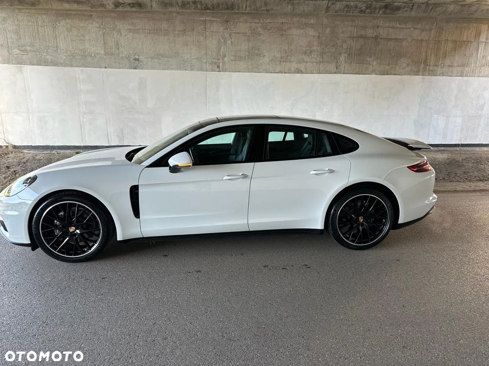 Porsche Panamera Standard - 13