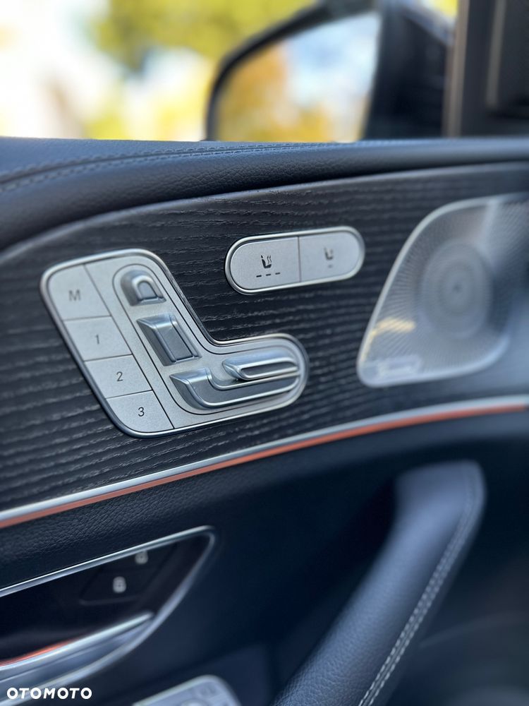 Mercedes-Benz GLE - 40