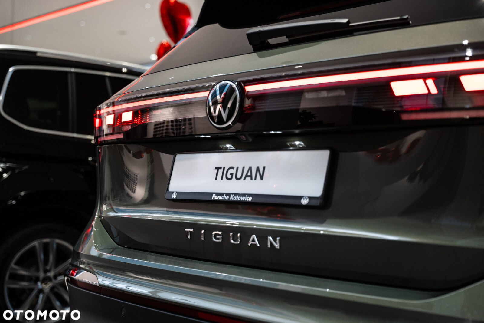 Volkswagen Tiguan - 8