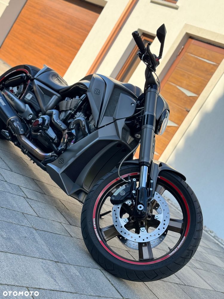 Harley-Davidson V-Rod Night Rod - 3