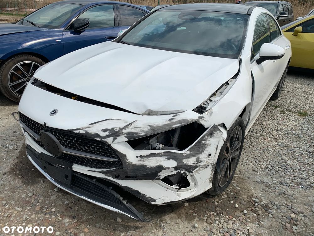 Mercedes-Benz CLA 250 4-Matic 7G-DCT - 5