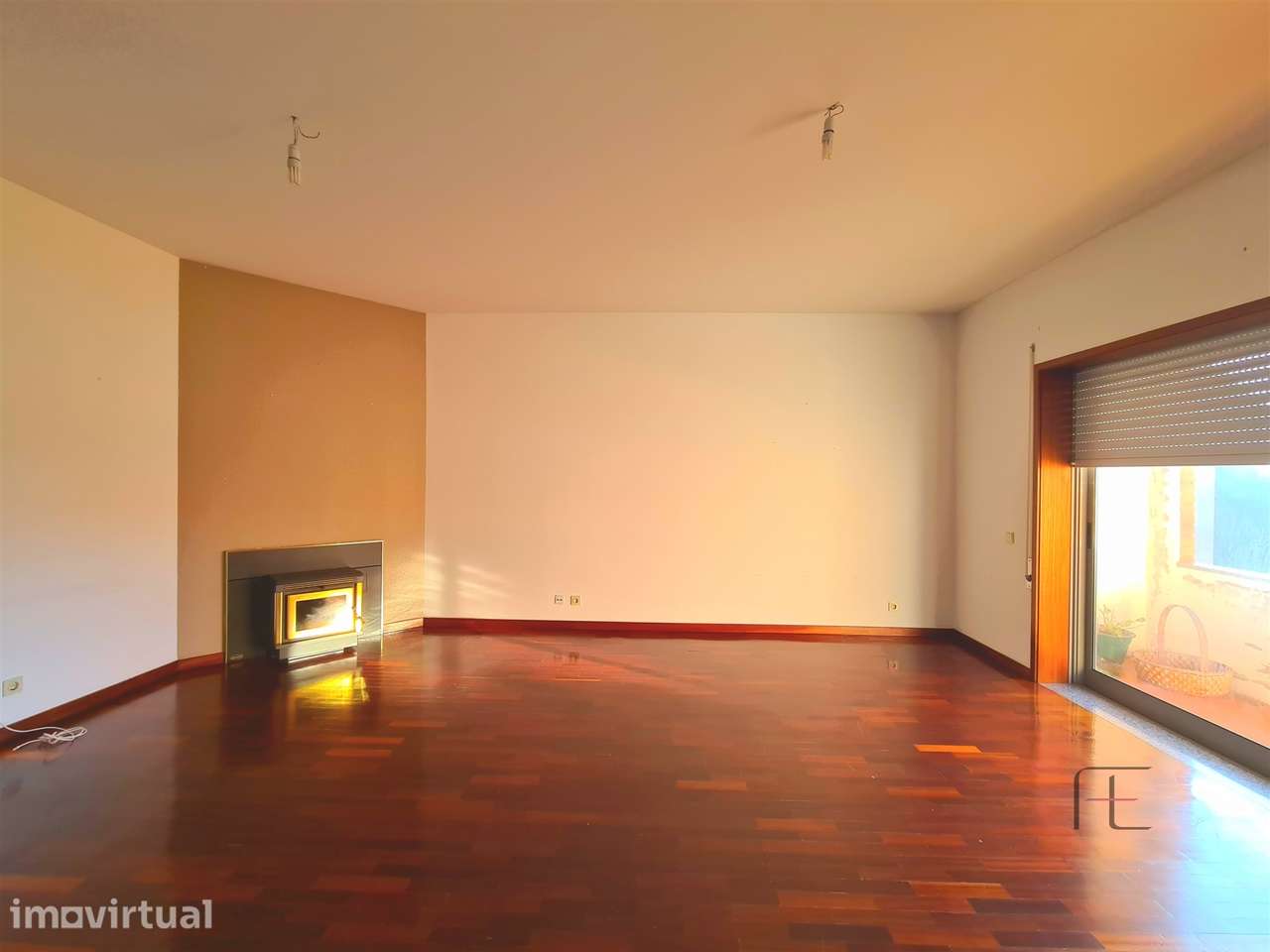 Apartamento T2 com Varanda e Garagem, Anta, Espinho - Grande imagem: 3/19