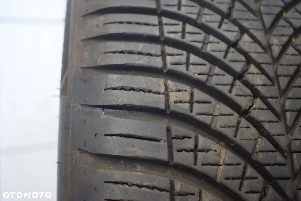 R17 225/45 Goodyear Vector 4 Seasons GEN-3 Cena za parę - 12