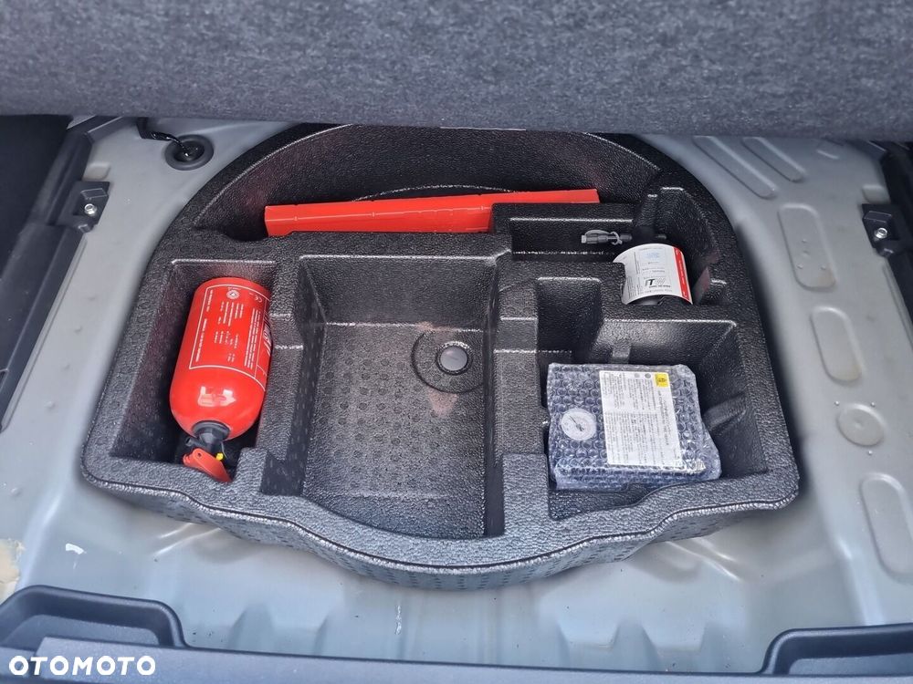 Toyota Yaris Cross Hybrid 1.5 Comfort - 25