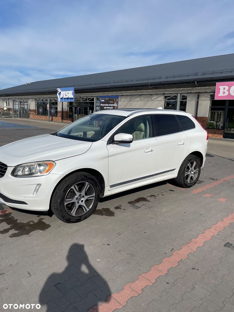 Volvo XC 60 T6 AWD R-Design Summum - 1
