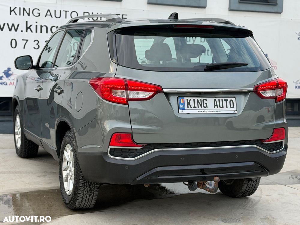 SsangYong REXTON 2.2 e-XDi 220 4WD Aut. Quartz - 11