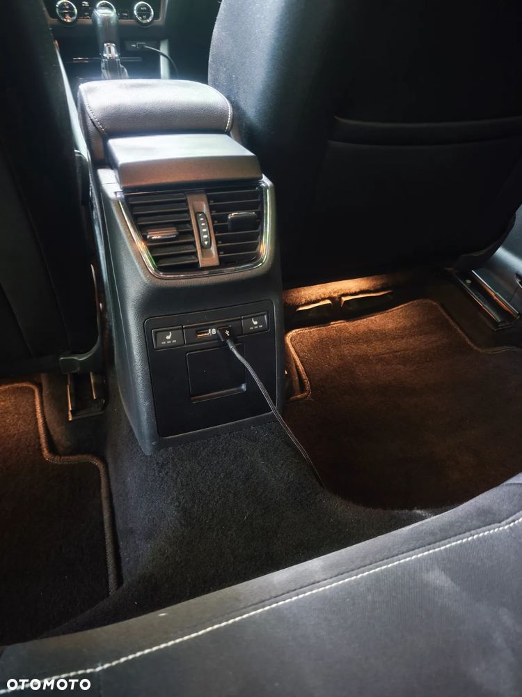 Skoda Octavia 2.0 TDI 4x4 RS DSG - 10
