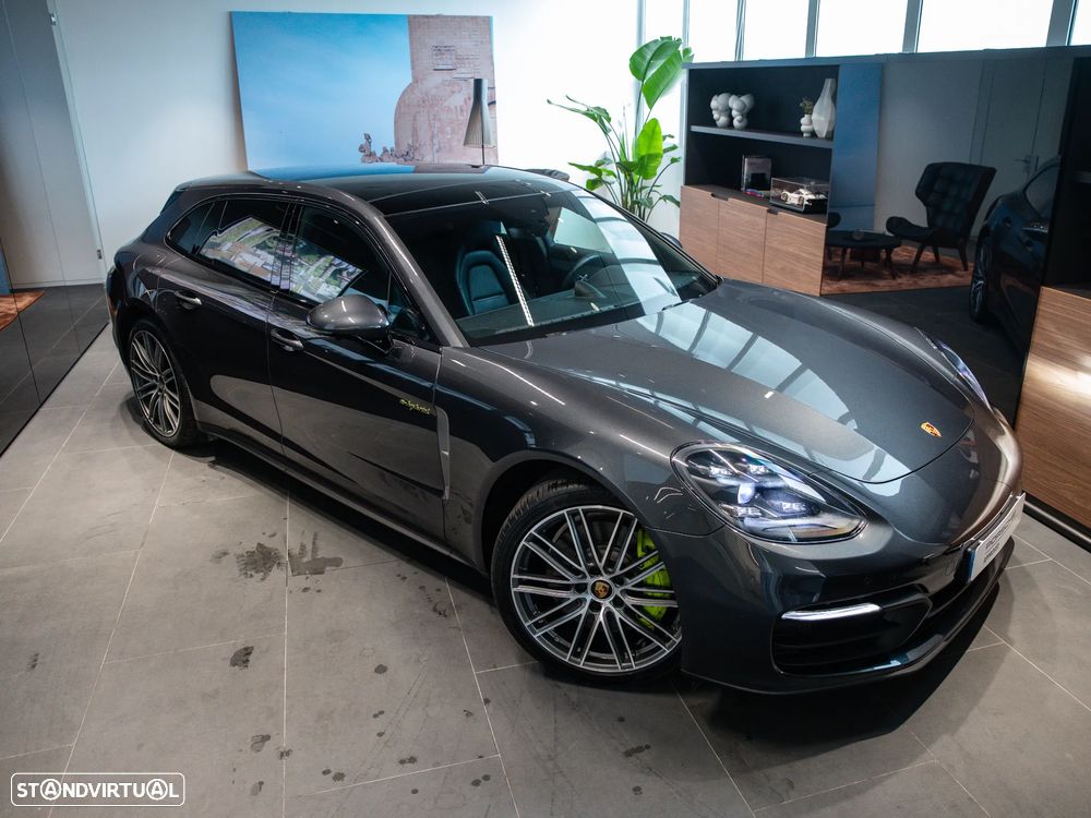 Porsche Panamera Sport Turismo 4 E-Hybrid Platinum Edition PDLS - 6