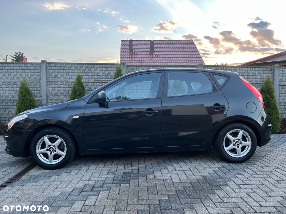 Hyundai i30 1.4 Comfort - 4