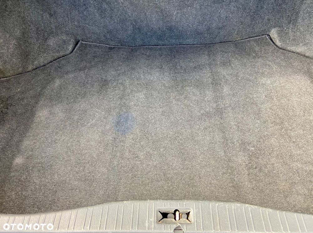 Lexus LS - 38