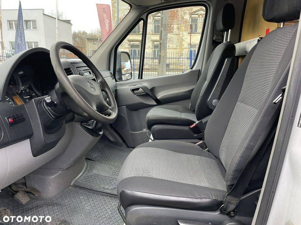 Mercedes-Benz Sprinter - 18