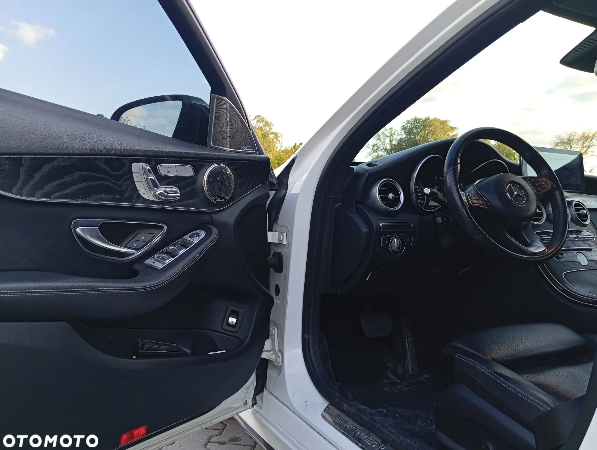 Mercedes-Benz Klasa C 300 7G-TRONIC - 10