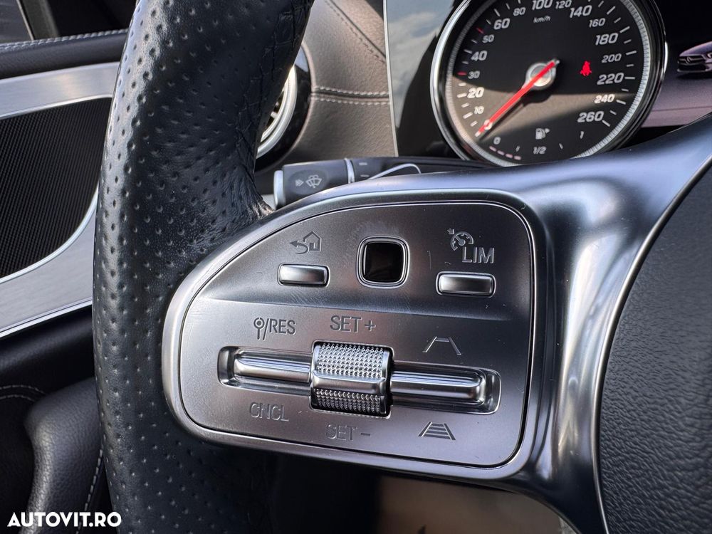 Mercedes-Benz CLS 350 d 4MATIC Aut - 27