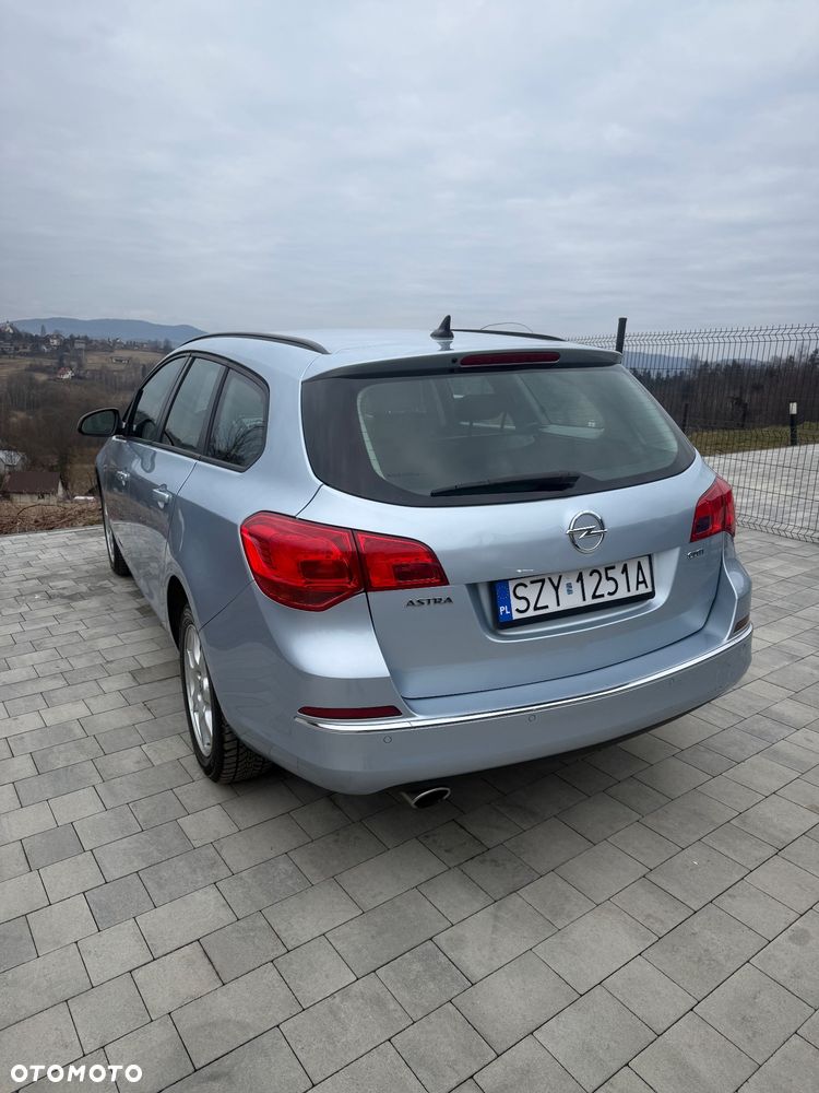 Opel Astra 2.0 CDTI Cosmo - 6